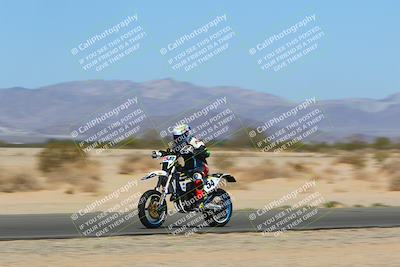 media/Apr-15-2022-Apex Assassins (Fri) [[9fb2e50610]]/Trackday Level 1/Session 2/Speed Shots/